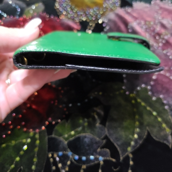 Louis Vuitton Epi Agenda - Picture 2 of 12